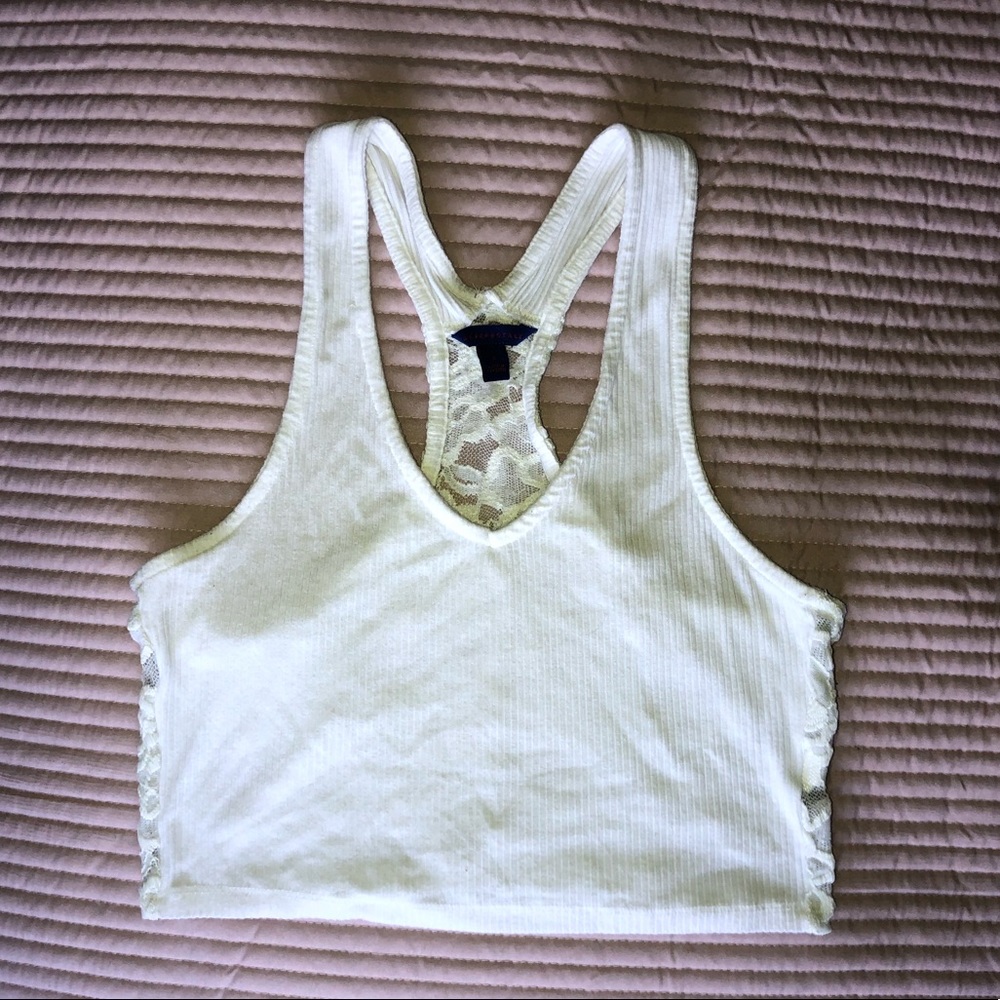 🖱🖱🖱AEROPOSTALE white lace crop top